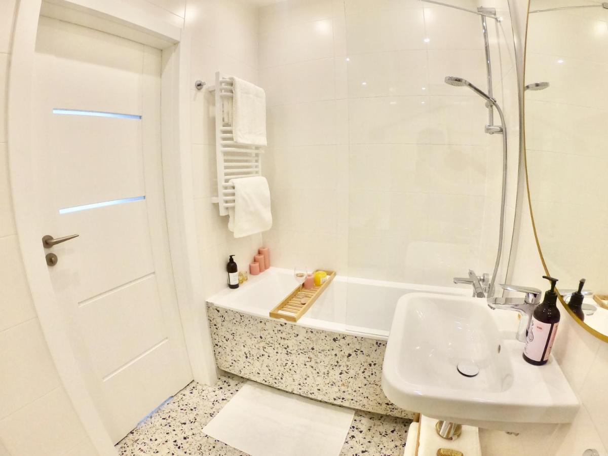 Tlusta Mewa Sea View Appartement Gdynia Buitenkant foto
